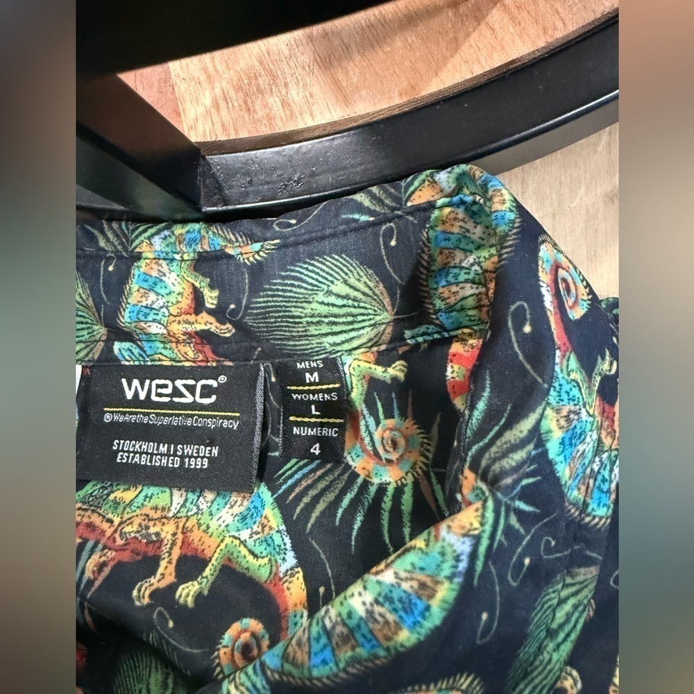 WeSC Unisex Shirt Short Sleeve Oden Chameleons 4 Men’s M Medium Women’s L Large - Picture 4 of 10